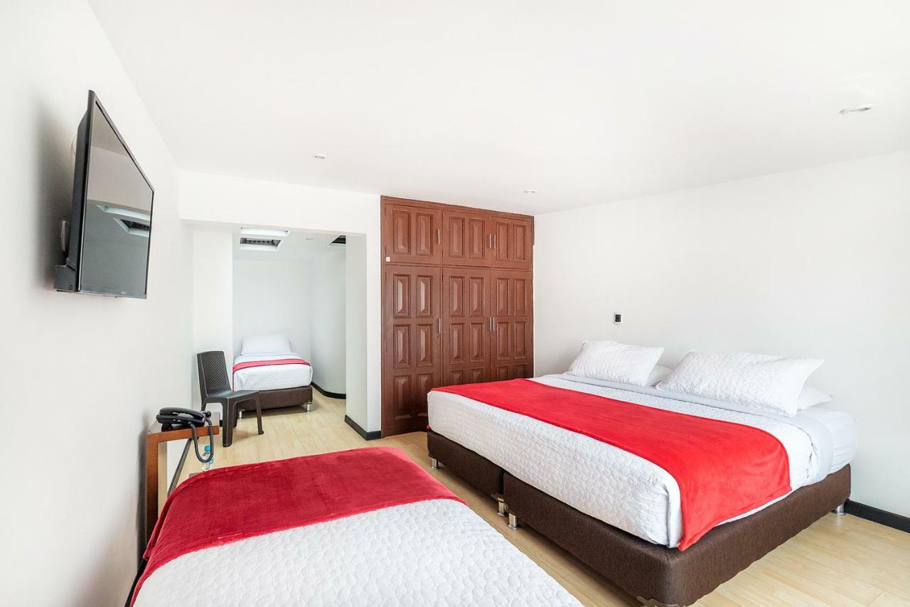 Hotel San Angel Corferias Bogota Buitenkant foto